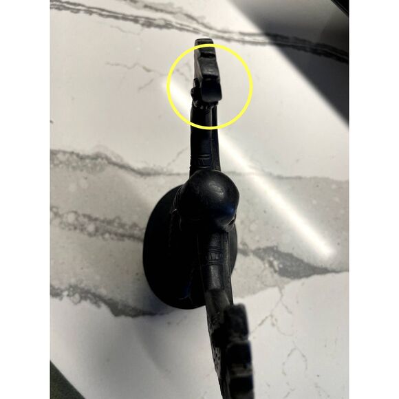 Winged Isis Devotional Statue, Black, 1998, Goddess of Ancient Egypt - Picture 6 of 9